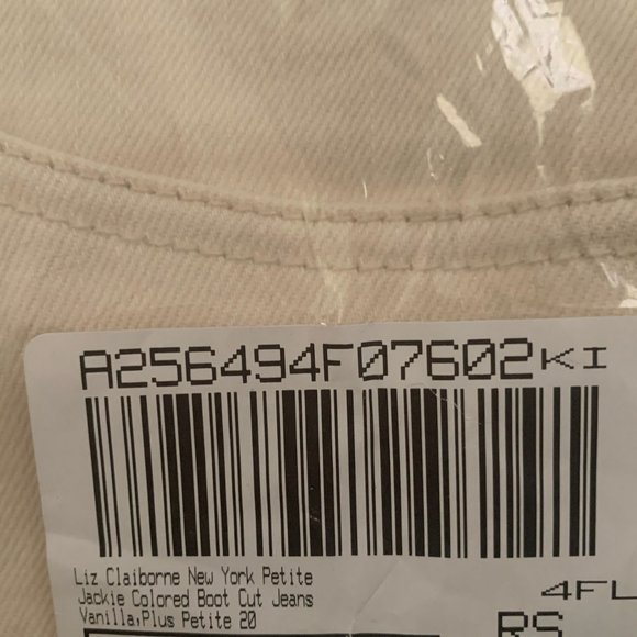 NWT LIZ CLAIBORNE JACKIE BOOT CUT JEAN 20P VANILLA - Picture 11 of 11